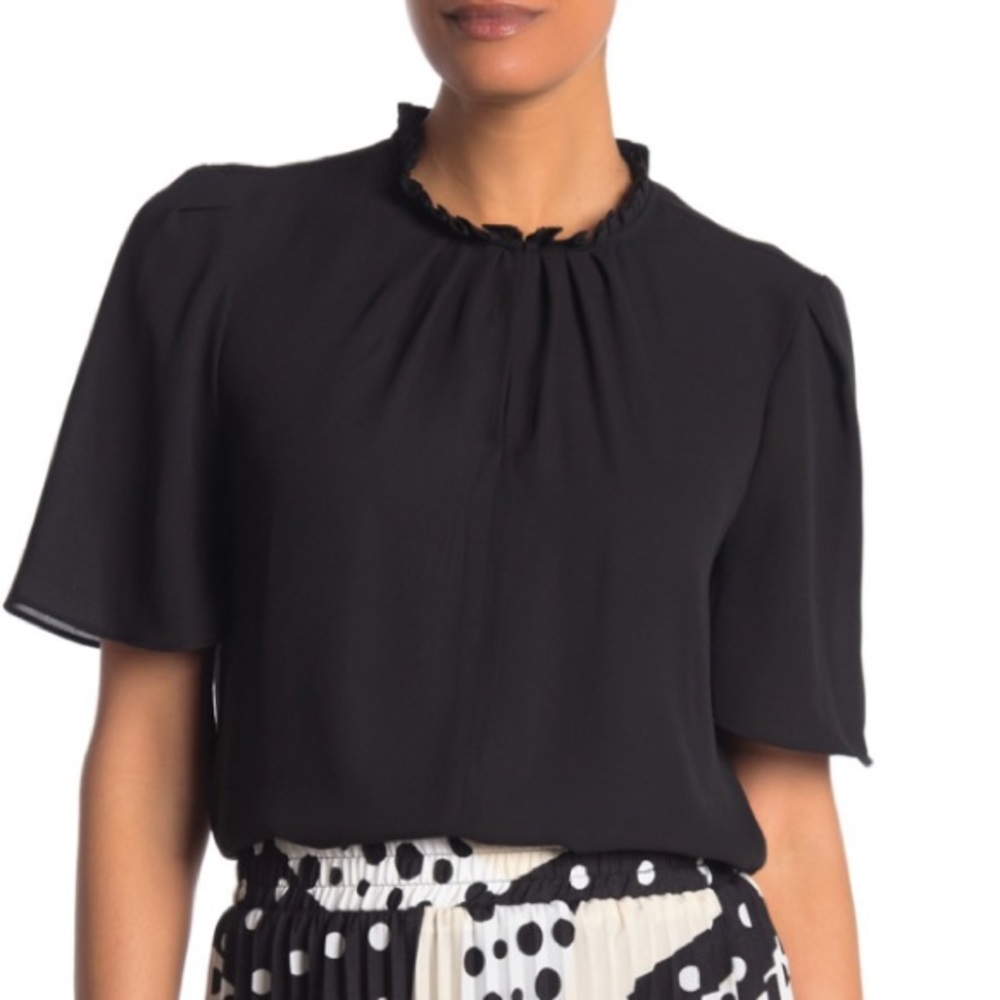 T Tahari Short Sleeve Ruffle Trim Pleat Top